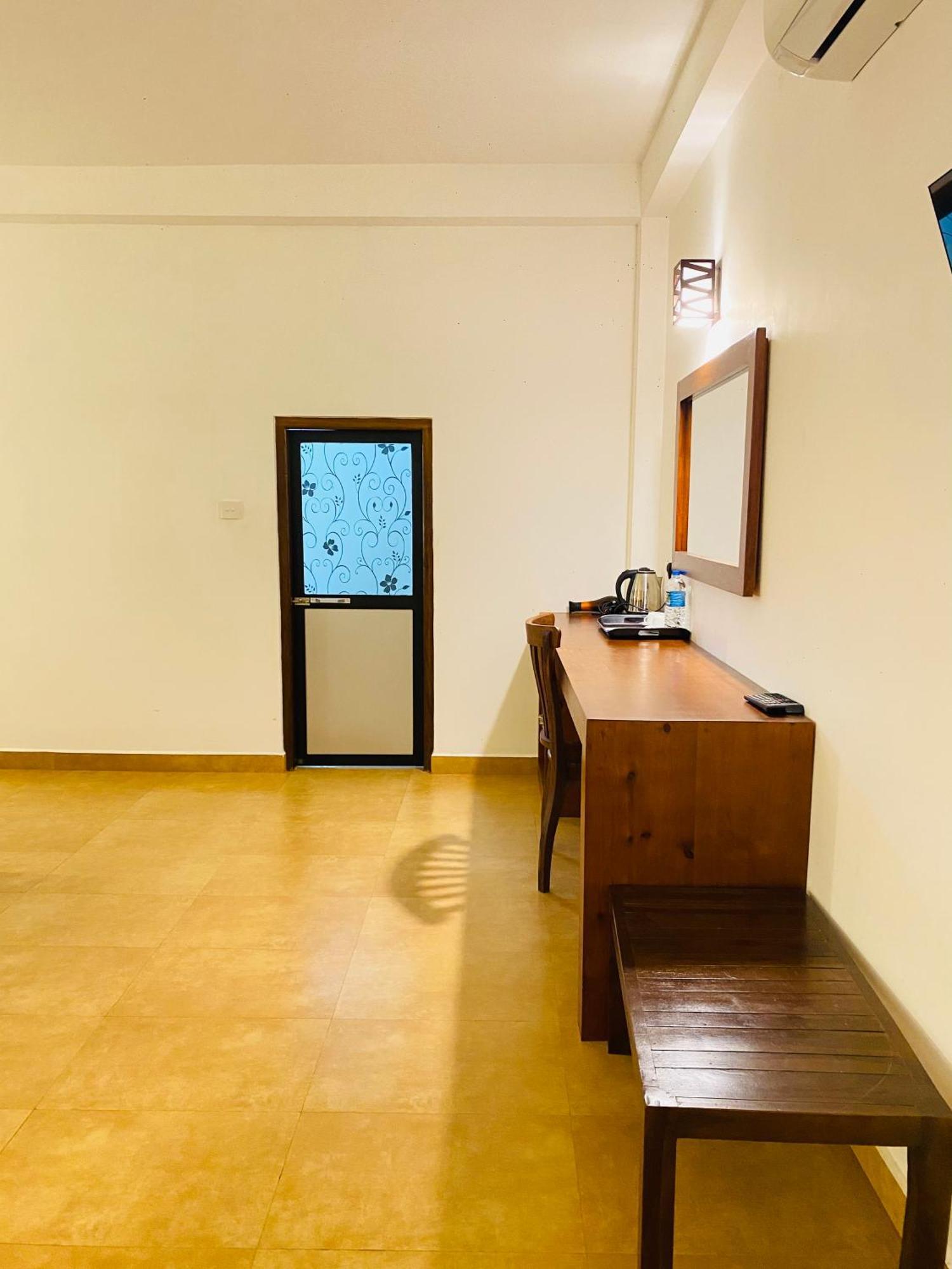 Tropicara Resort سيغيرِيا المظهر الخارجي الصورة